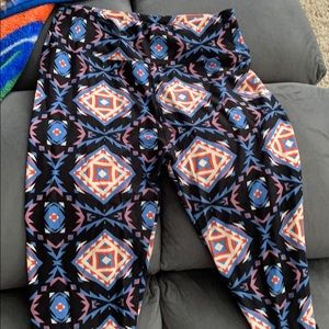 LULAROE OS LEGGINGS